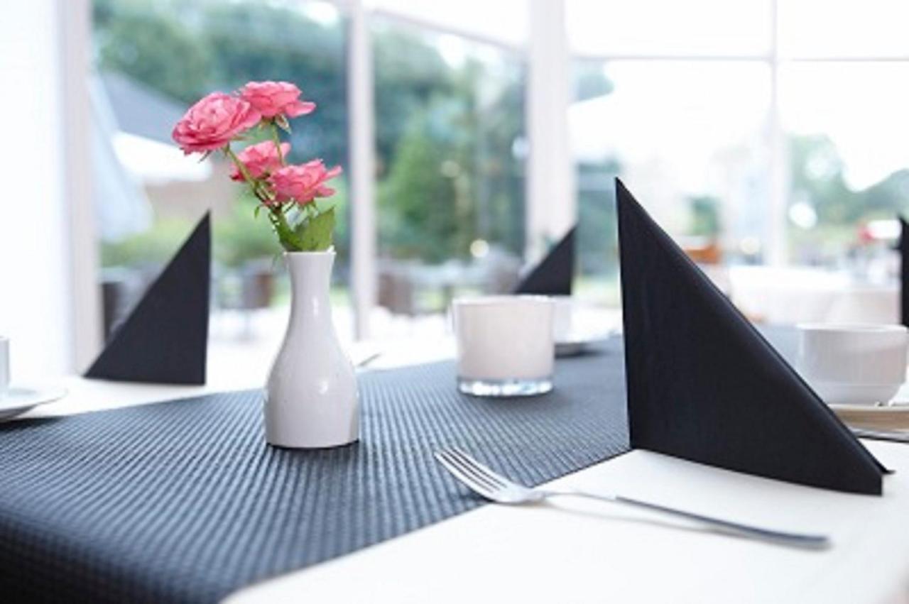 Hotel Daenischer Hof Altenholz By Tulip Inn Restoran gambar